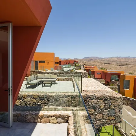 9 The Dream With Pool And Views By Canaryscape *