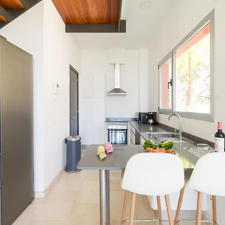 Villa 9 The Dream With Pool And Views By Canaryscape *