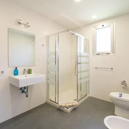 9 The Dream With Pool And Views By Canaryscape