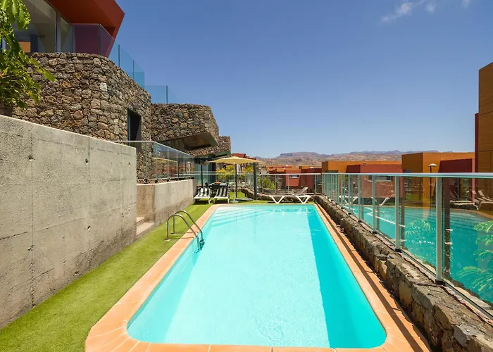 Villa 9 The Dream With Pool And Views By Canaryscape