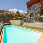 Villa 9 The Dream With Pool And Views By Canaryscape