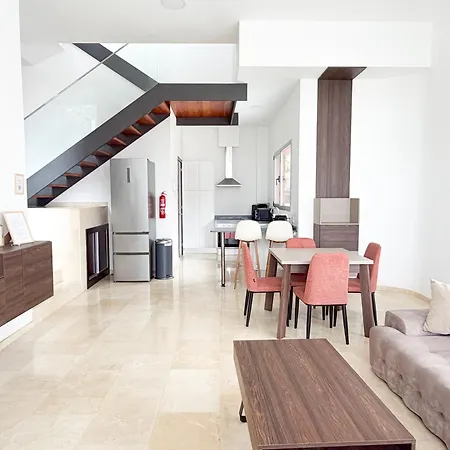 Villa 9 The Dream With Pool And Views By Canaryscape