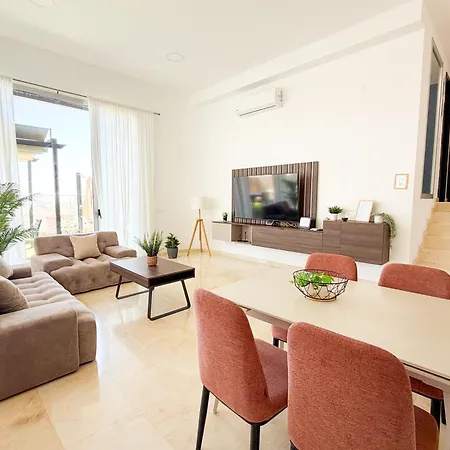 9 The Dream With Pool And Views By Canaryscape Vila