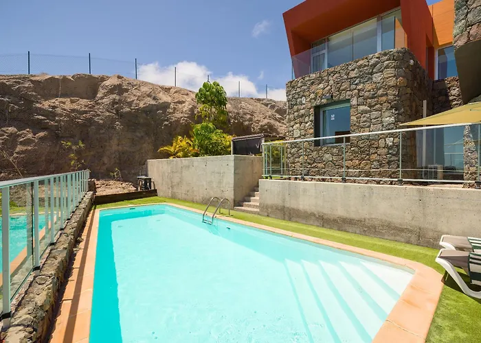 Villa 9 The Dream With Pool And Views By Canaryscape