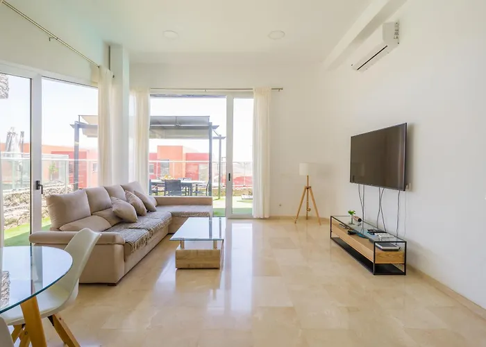 Villa 9 The Dream With Pool And Views By Canaryscape *