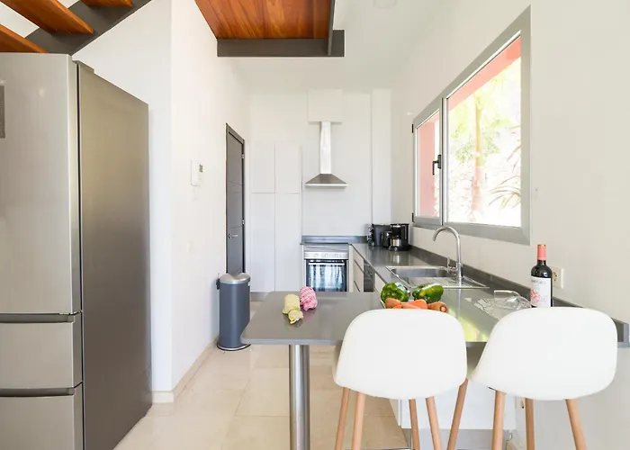 Villa 9 The Dream With Pool And Views By Canaryscape *